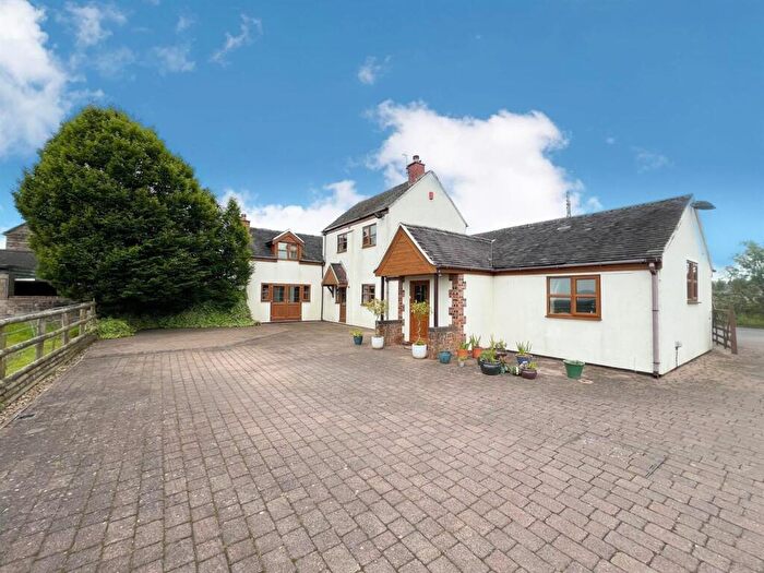 4 Bedroom Detached House For Sale In Hulme Lane, Werrington, ST9