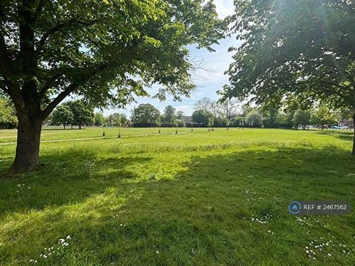 3 Bedroom Terraced House To Rent In Westfield Road, Caversham, Reading, RG4