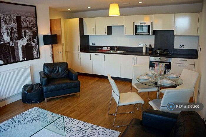 2 Bedroom Flat To Rent In Venice Corte, London, SE13