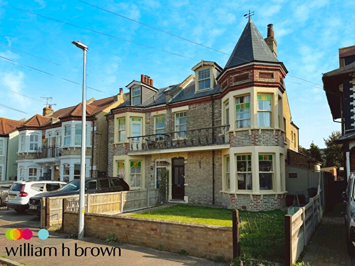 6 Bedroom Property To Rent In Vista Road, Clacton-On-Sea, CO15