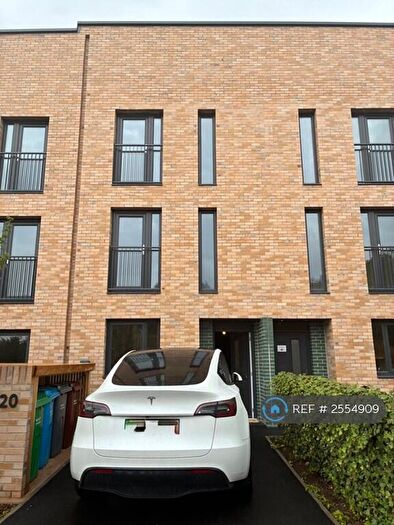 4 Bedroom Detached House To Rent In Marston Street, Manchester, M40