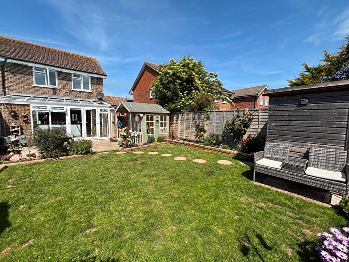 3 Bedroom Semi-Detached House For Sale In Gainsborough Drive, Selsey, PO20