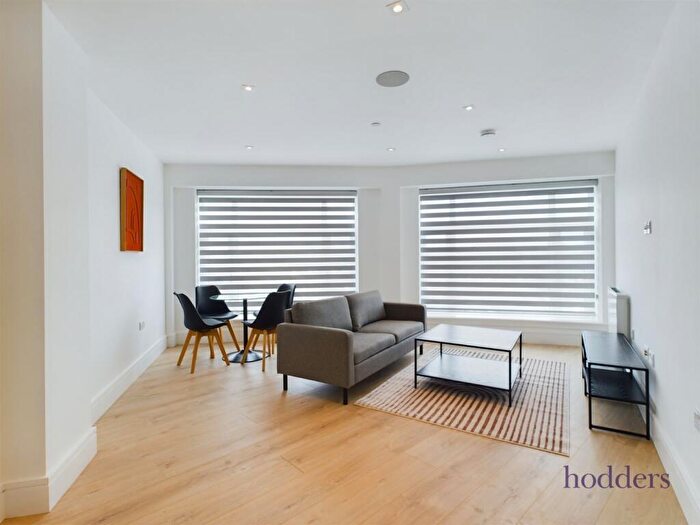 1 Bedroom Apartment To Rent In Surrey, KT16