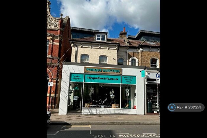 1 Bedroom Flat To Rent In Victoria Road, Surbiton, KT6