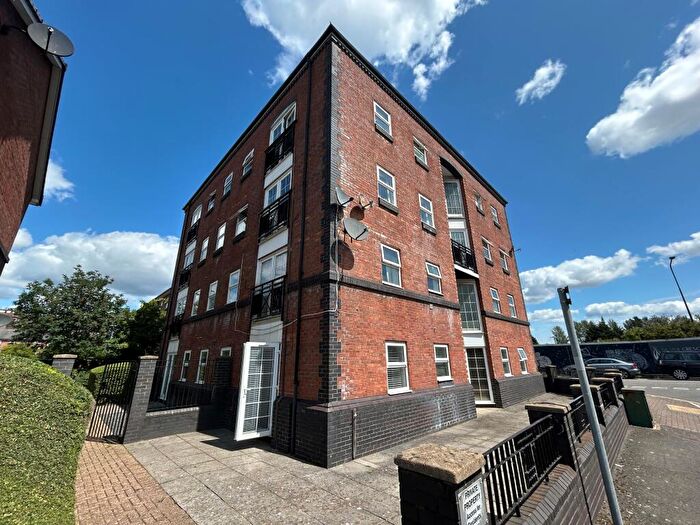 2 Bedroom Apartment To Rent In Schooner Way, Cardiff Bay, CF10