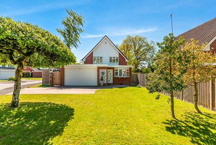 3 Bedroom Detached House For Sale In Tysoe Close Ipsley, Redditch, B98