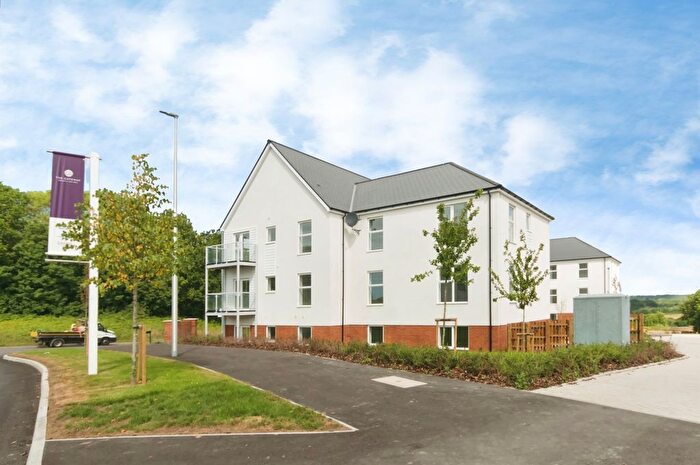 2 Bedroom Flat For Sale In Osprey Drive, Bexhill-On-Sea, East Sussex, TN40