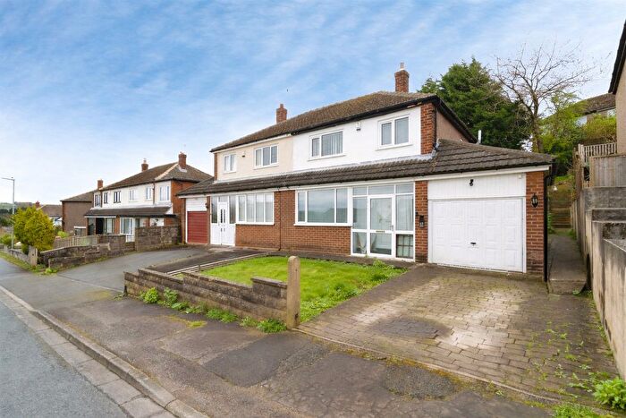 3 Bedroom Semi Detached House For Sale In Greenside Crescent, Huddersfield, HD5