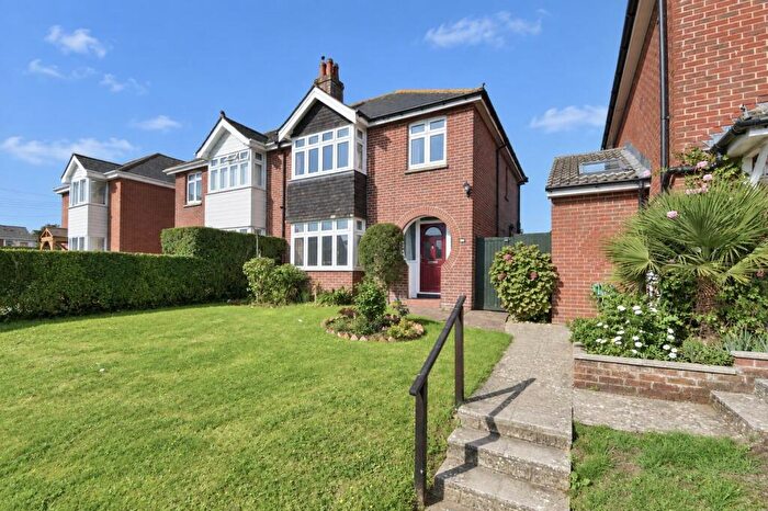 3 Bedroom Semi-Detached House For Sale In Popular Village Location * Godshill, PO38