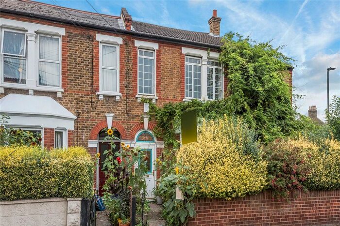 4 Bedroom Terraced House To Rent In Bickersteth Road, London, SW17