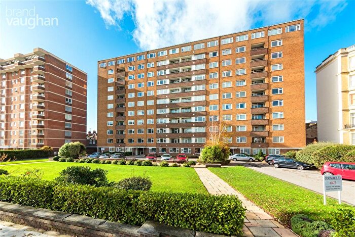 2 Bedroom Flat To Rent In Coombe Lea, Grand Avenue, Hove, East Sussex, BN3