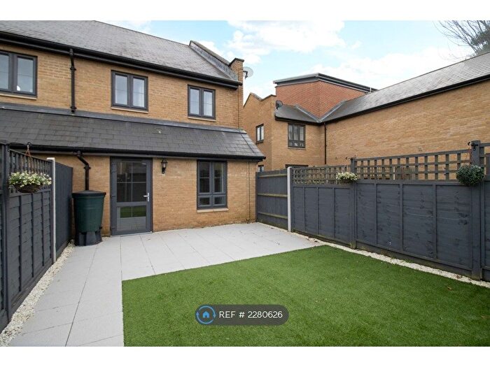 3 Bedroom End Of Terrace House To Rent In Newtown Road, Ashford, TN24