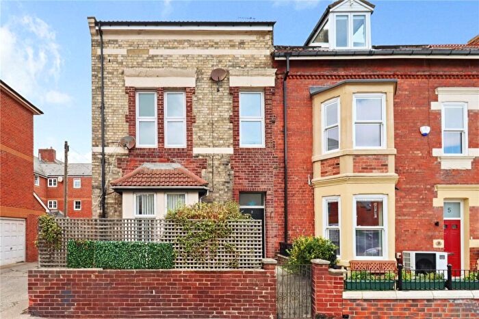 6 Bedroom Terraced House To Rent In Edwards Road, Whitley Bay, Tyne And Wear, NE26