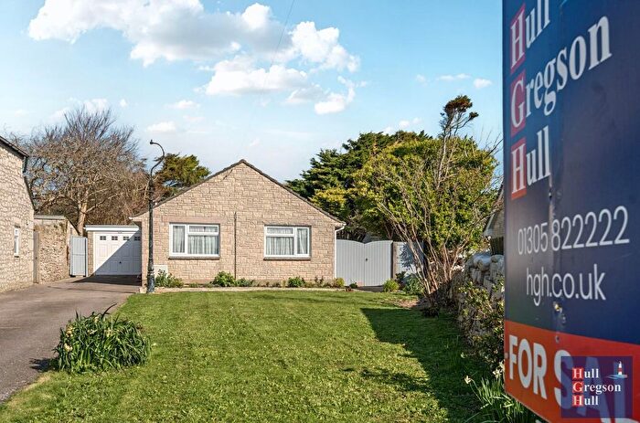 3 Bedroom Detached Bungalow For Sale In Weston Street, Portland, DT5