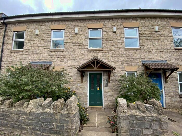 2 Bedroom Flat To Rent In Wishford Mews, Radstock Road, Midsomer Norton, BA3