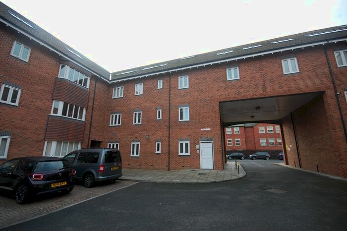 2 Bedroom Flat To Rent In Thornholme Road, Sunderland SR2