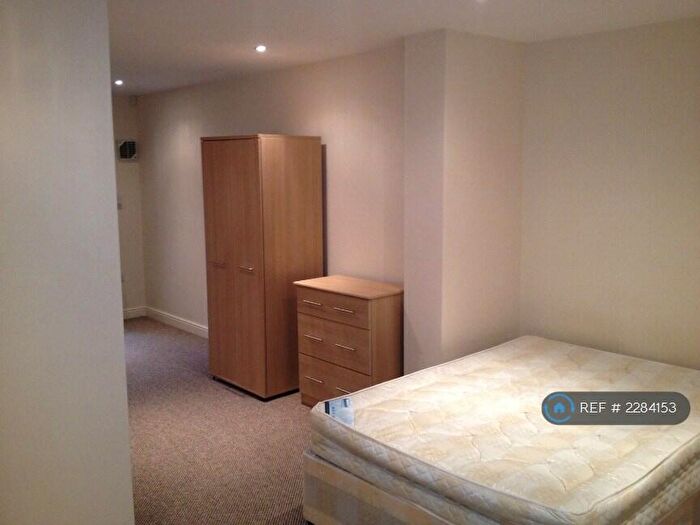 1 Bedroom Flat To Rent In Withington, Manchester, M20