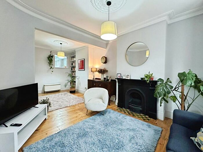 4 Bedroom Terraced House For Sale In Orwell Road, London, E13