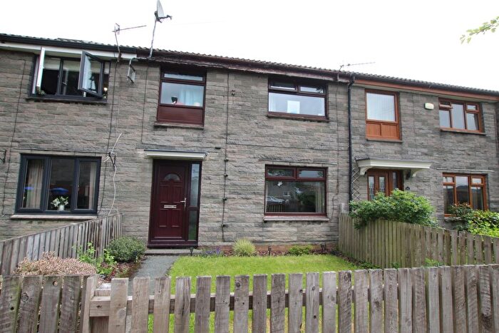 3 Bedroom Town House To Rent In Temple Lane, Littleborough, Rochdale, OL15
