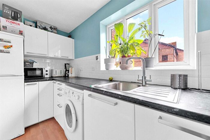 2 Bedroom Apartment To Rent In Chalkstone Close, Welling, Kent, DA16