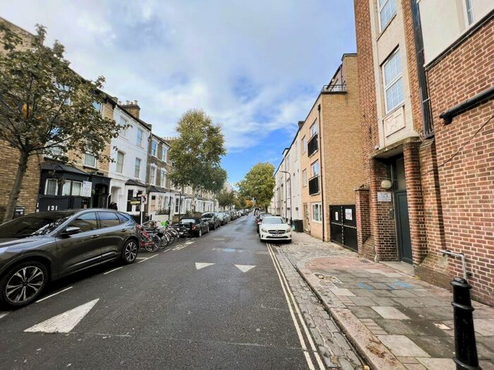 1 Bedroom Flat To Rent In Stoke Newington Road, London, N16