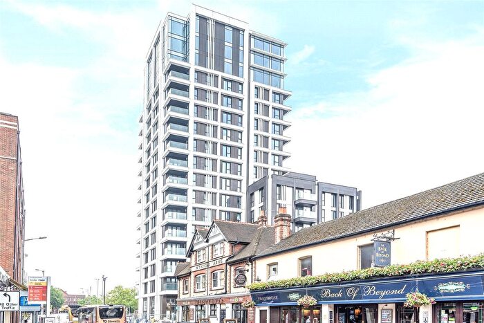 2 Bedroom Flat To Rent In Kings Road, Reading, Berkshire, RG1