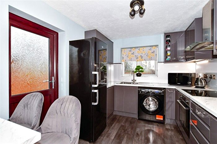 3 Bedroom Detached House For Sale In Hawkwood, Maidstone, Kent, ME16