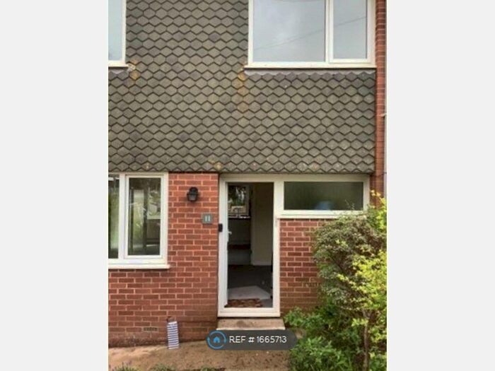 4 Bedroom Terraced House To Rent In East Cliff Gardens, Dawlish, EX7