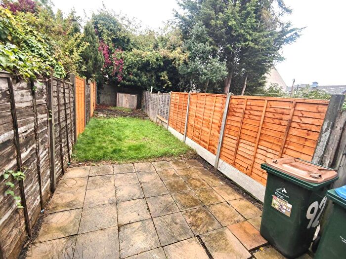 2 Bedroom Terraced House To Rent In Lockhurst Lane, Coventry, CV6