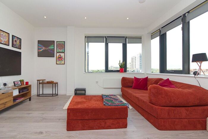 1 Bedroom Apartment To Rent In Central Milton Keynes, Milton Keynes, Buckinghamshire, MK9