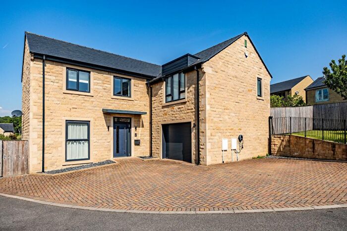 5 Bedroom Detached House For Sale In Beech Gardens, Halifax, HX2