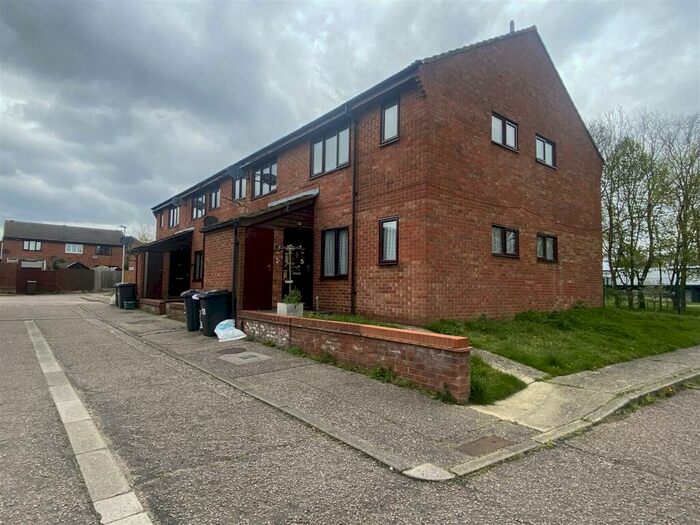 1 Bedroom House To Rent In Henniker Gate, Chelmsford, CM2