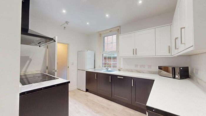 7 Bedroom House To Rent In Ravensworth Terrace, DH1