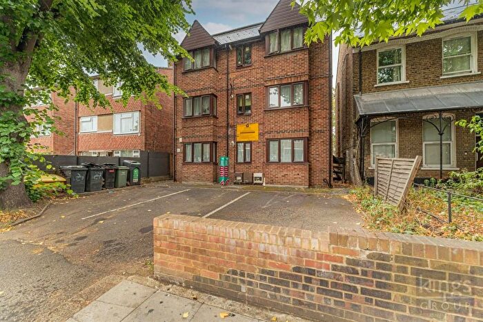2 Bedroom Flat To Rent In Northumberland Park, Tottenham, N17