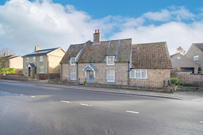 4 Bedroom Detached House To Rent In Church Road, Warboys, Cambridgeshire, PE28