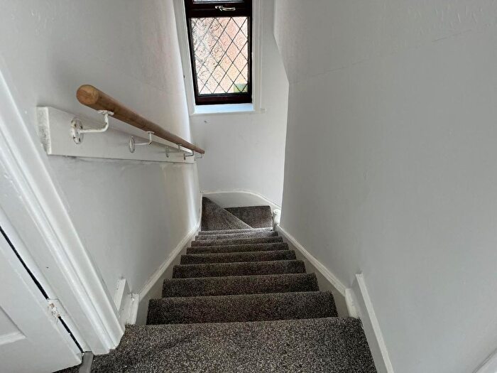 3 Bedroom Property To Rent In Rose Bank Road, Manchester, M40