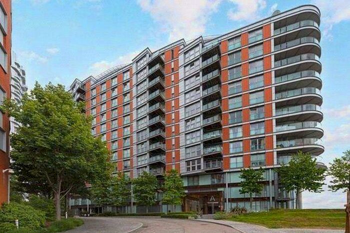 Studio To Rent In New Providence Wharf, Fairmont Avenue, Canary Wharf, Blackwall, London, E14