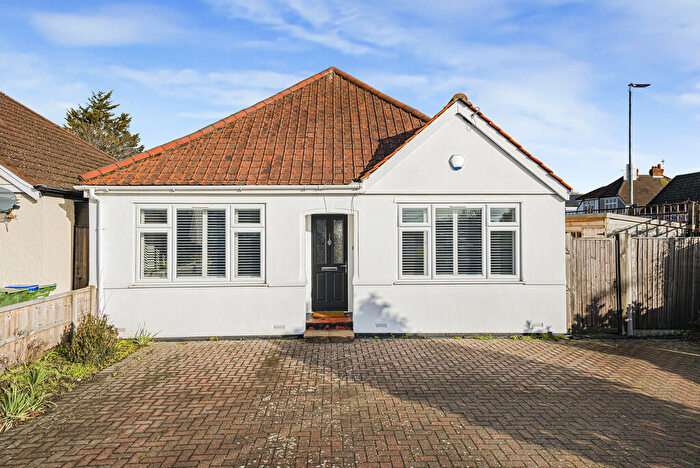 2 Bedroom Detached Bungalow For Sale In Halfway Street, Sidcup, DA15
