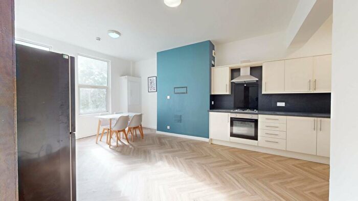 8 Bedroom House To Rent In Moorland Avenue, Woodhouse, Leeds, LS6