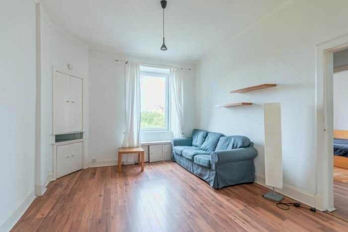 1 Bedroom Flat To Rent In Restalrig Road South, Edinburgh, EH7