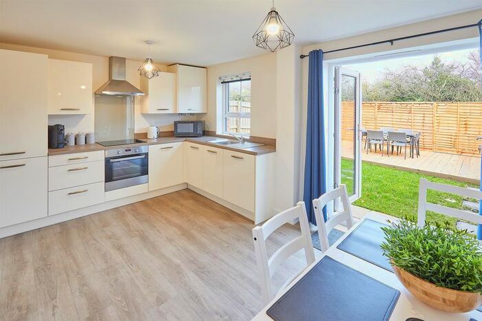 3 Bedroom Semi-Detached House To Rent In Anchorage Way, Whitby, YO21