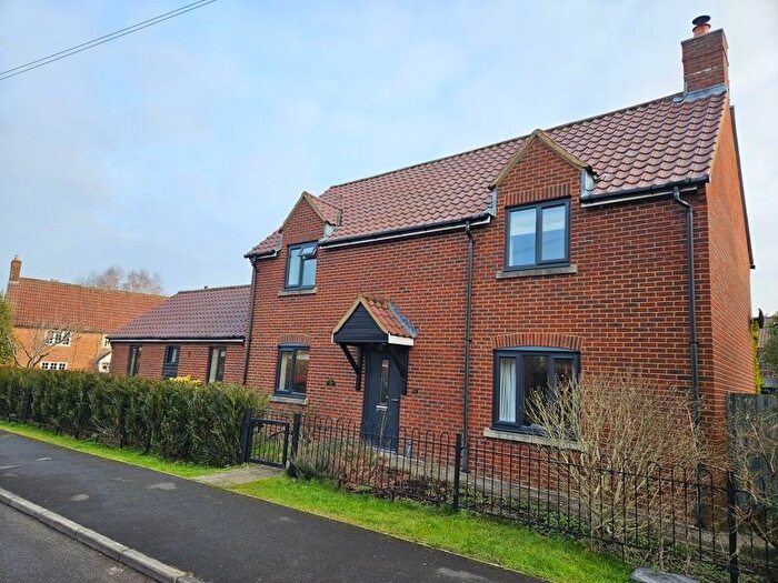 4 Bedroom Detached House For Sale In Shepherds Drove, West Ashton, Trowbridge, BA14