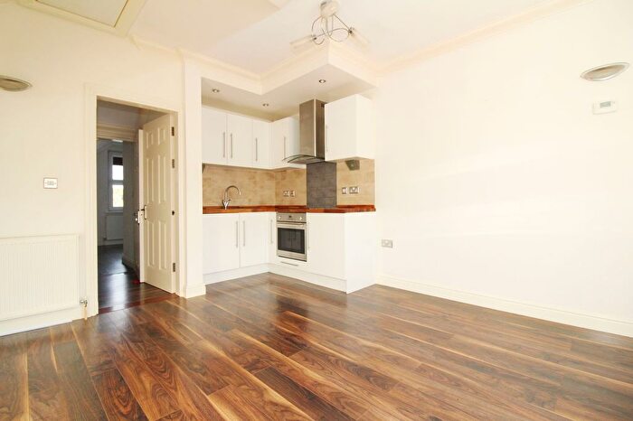 1 Bedroom Flat To Rent In High Brooms Road, Tunbridge Wells, TN4