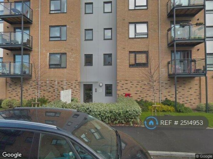 2 Bedroom Flat To Rent In Dartford, Kent, DA1
