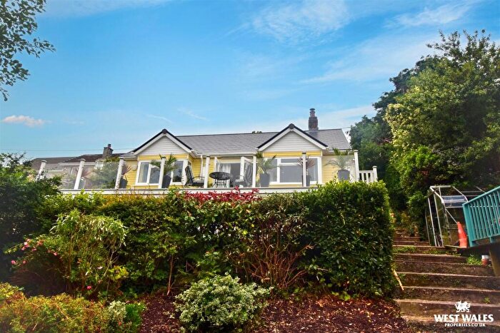 2 Bedroom Detached Bungalow For Sale In Beach Road, Llanreath, Pembroke Dock, SA72