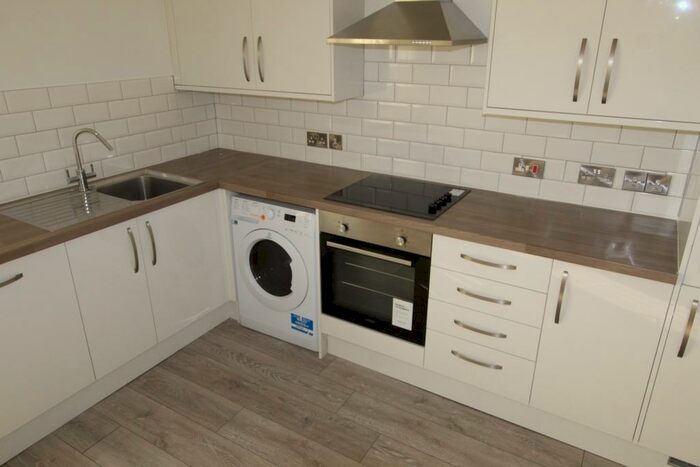 1 Bedroom Maisonette To Rent In St Peters Road, South Croydon, CR0