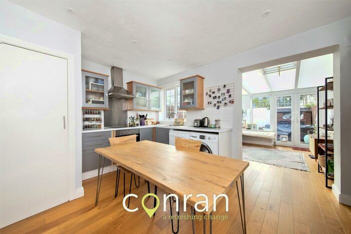 2 Bedroom Terraced House To Rent In Beverley Court, Brockley, SE4