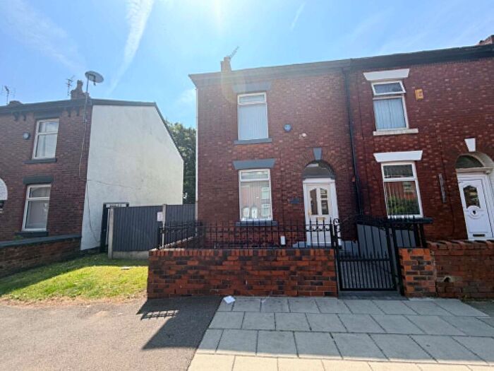 2 Bedroom Terraced House To Rent In Droylsden Road, Manchester, M34