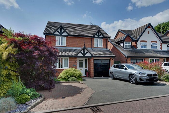 4 Bedroom Detached House For Sale In Telford Gardens, Sandbach, CW11