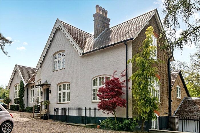 2 Bedroom Flat For Sale In Heathfield Road, Keston, BR2